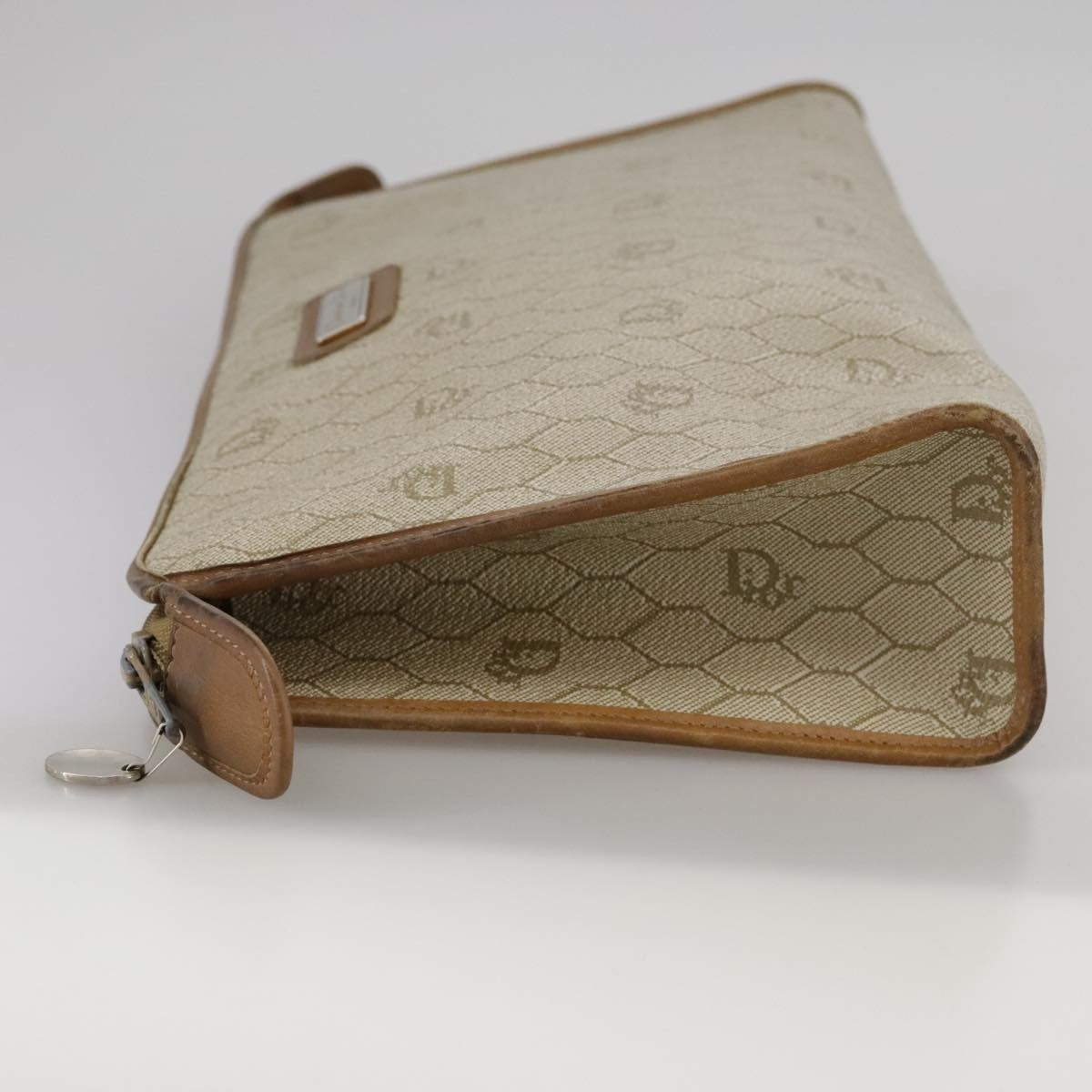 Christian Dior Vintage Honeycomb Zip Canvas And Leather Beige Canvas Clutche & Pouche Bag (Pre-Owned)