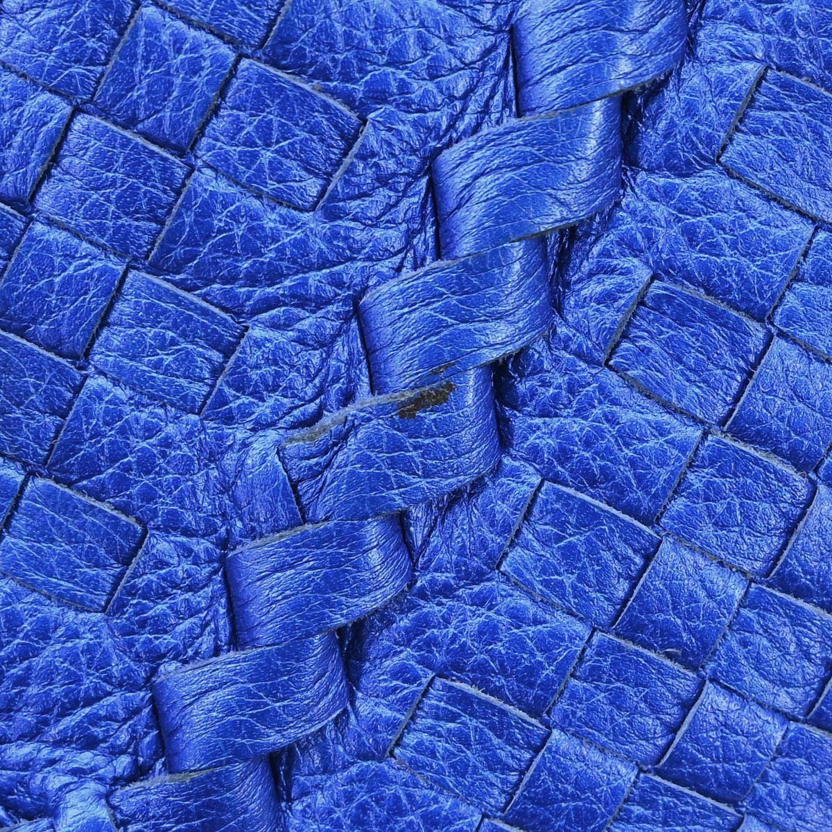 Bottega Veneta Intrecciato Handbag Intrecciato Metallic Leather Handbag (Pre-Owned)