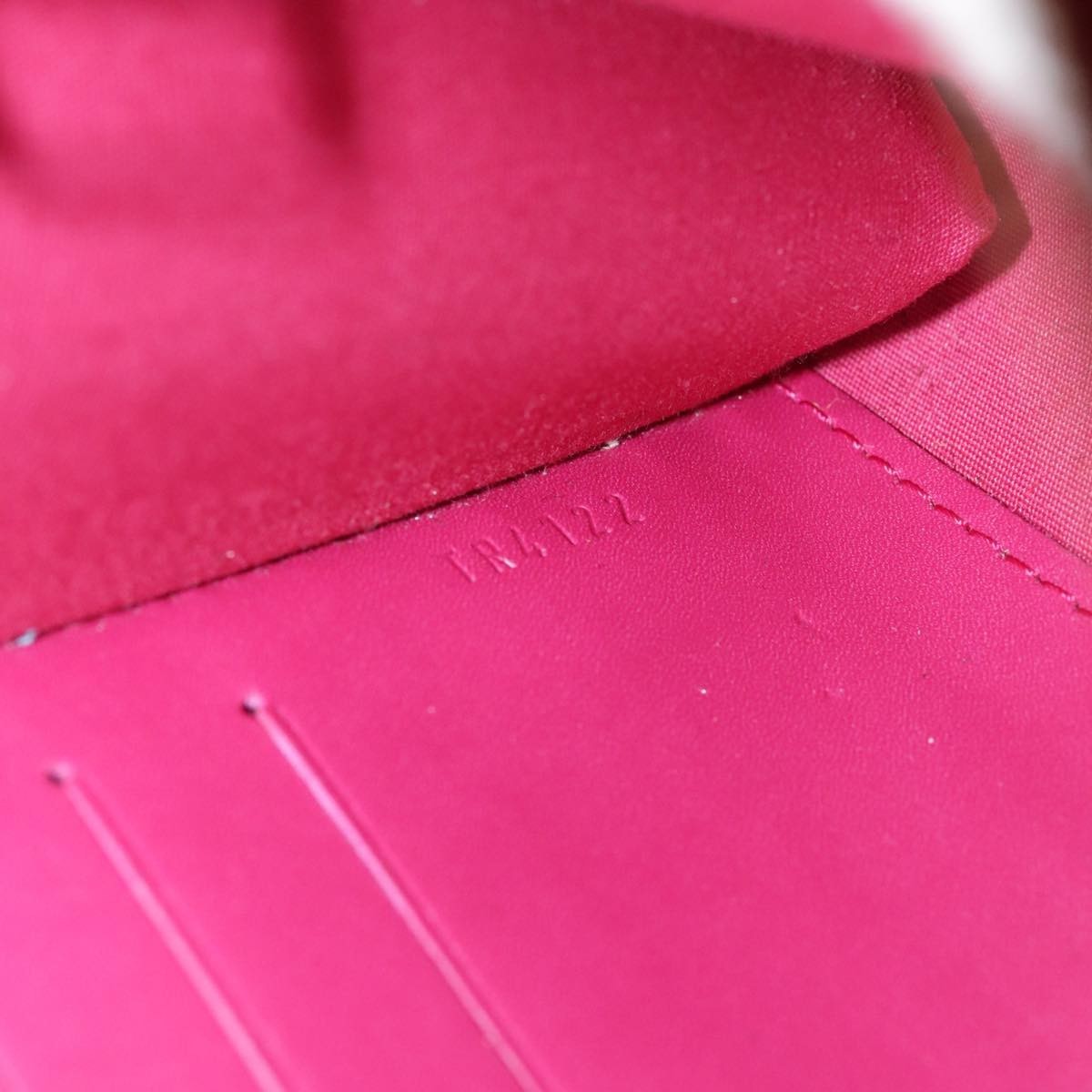 Louis Vuitton Louise Clutch Patent Pink Patent_Leather Bag (Pre-Owned)