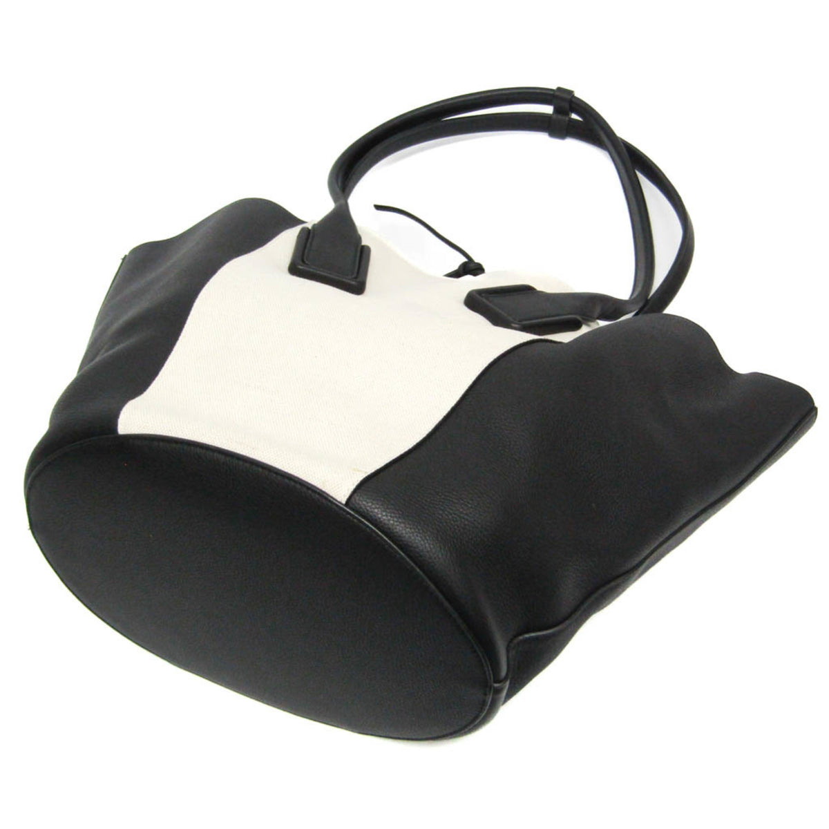 Bottega Veneta Basket Leather Black Leather Tote Bag Bag (Pre-Owned)