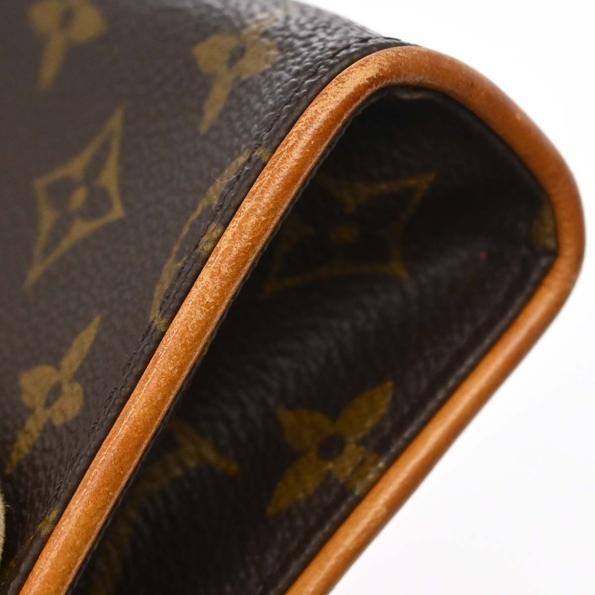 Louis Vuitton Florentine Waist Monogram Canvas Brown Canvas Handbag (Pre-Owned)