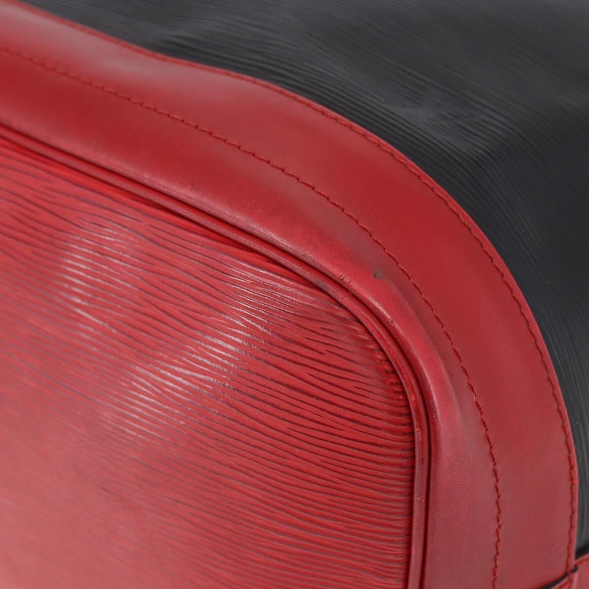 Louis Vuitton Bicolor Noe Epi Leather Black Leather Bag (Pre-Owned)