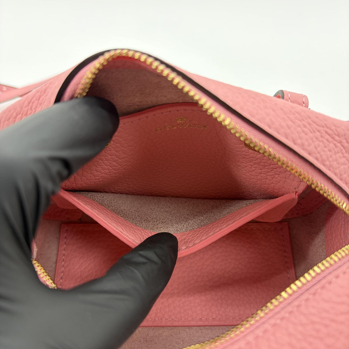 Delvaux Cool Box Leather Pink Leather Handbag (Pre-Owned)