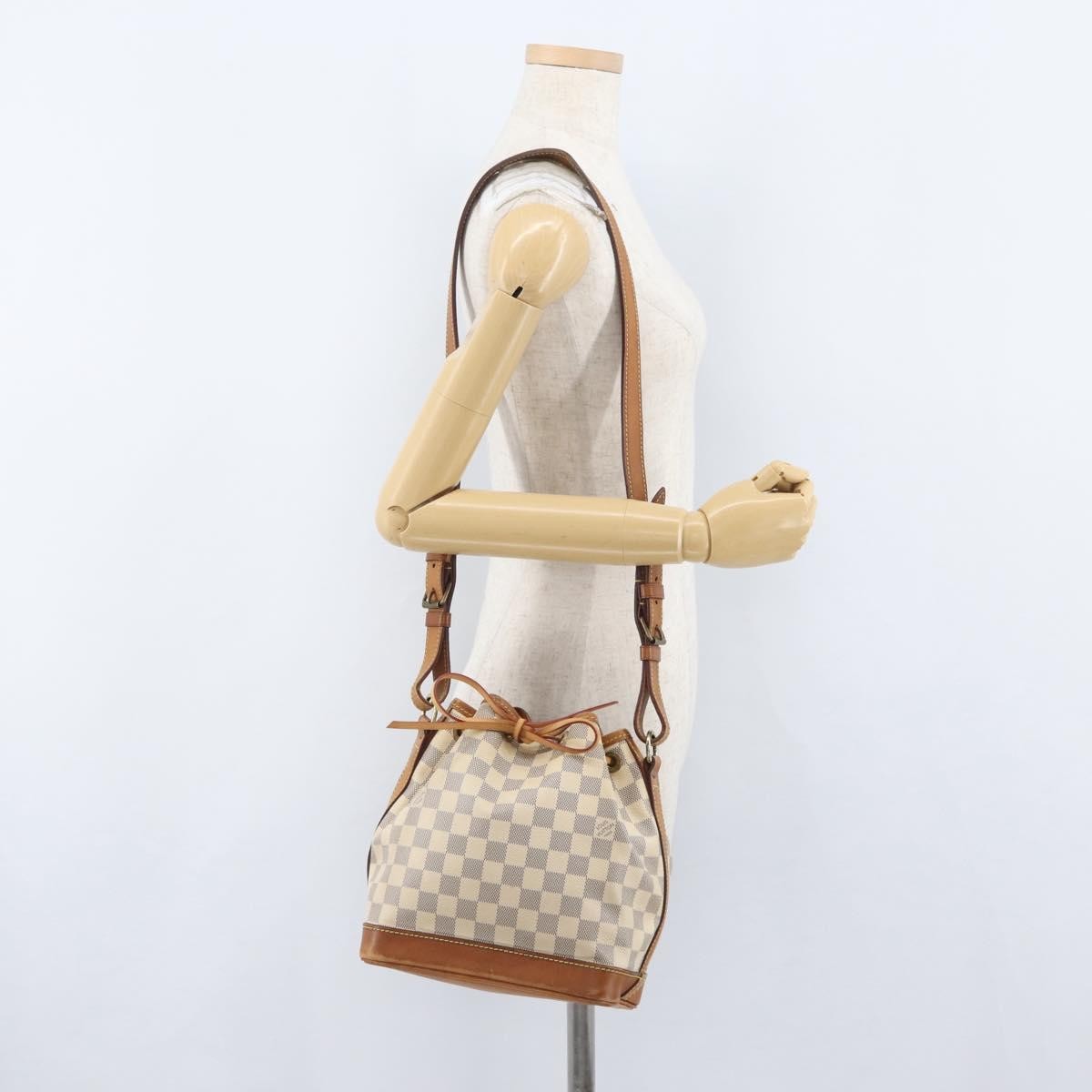 Louis Vuitton Noe Damier Ebene Beige Canvas Shoulder Bag Bag (Pre-Owned)