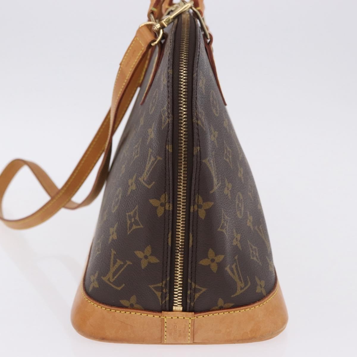 Louis Vuitton Alma Monogram Canvas Brown Canvas Handbag (Pre-Owned)