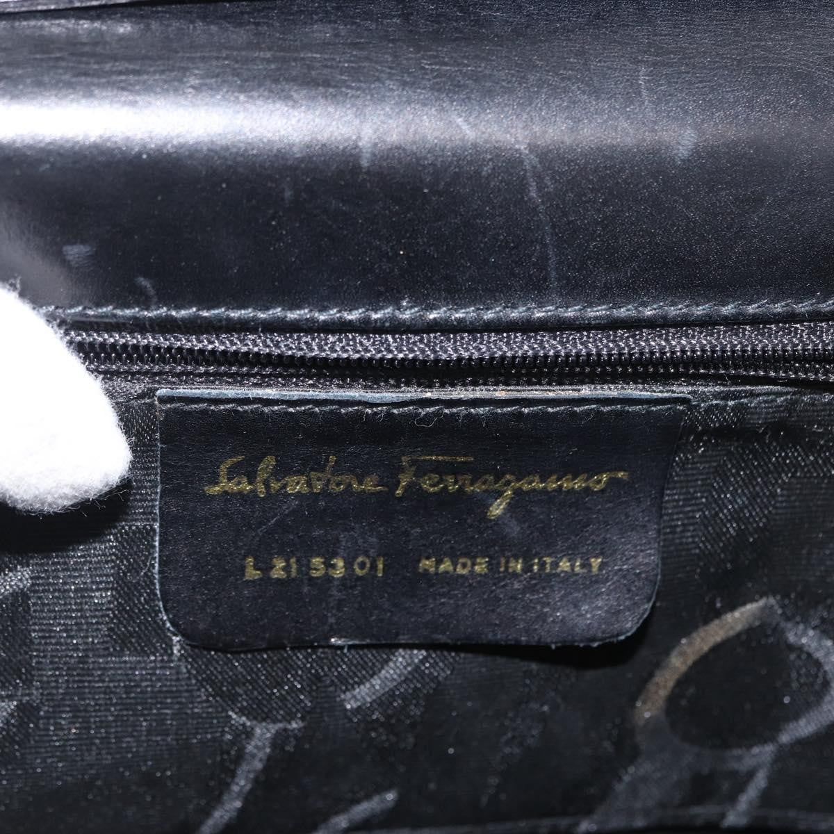 Salvatore Ferragamo Vara Leather Black Leather Handbag (Pre-Owned)