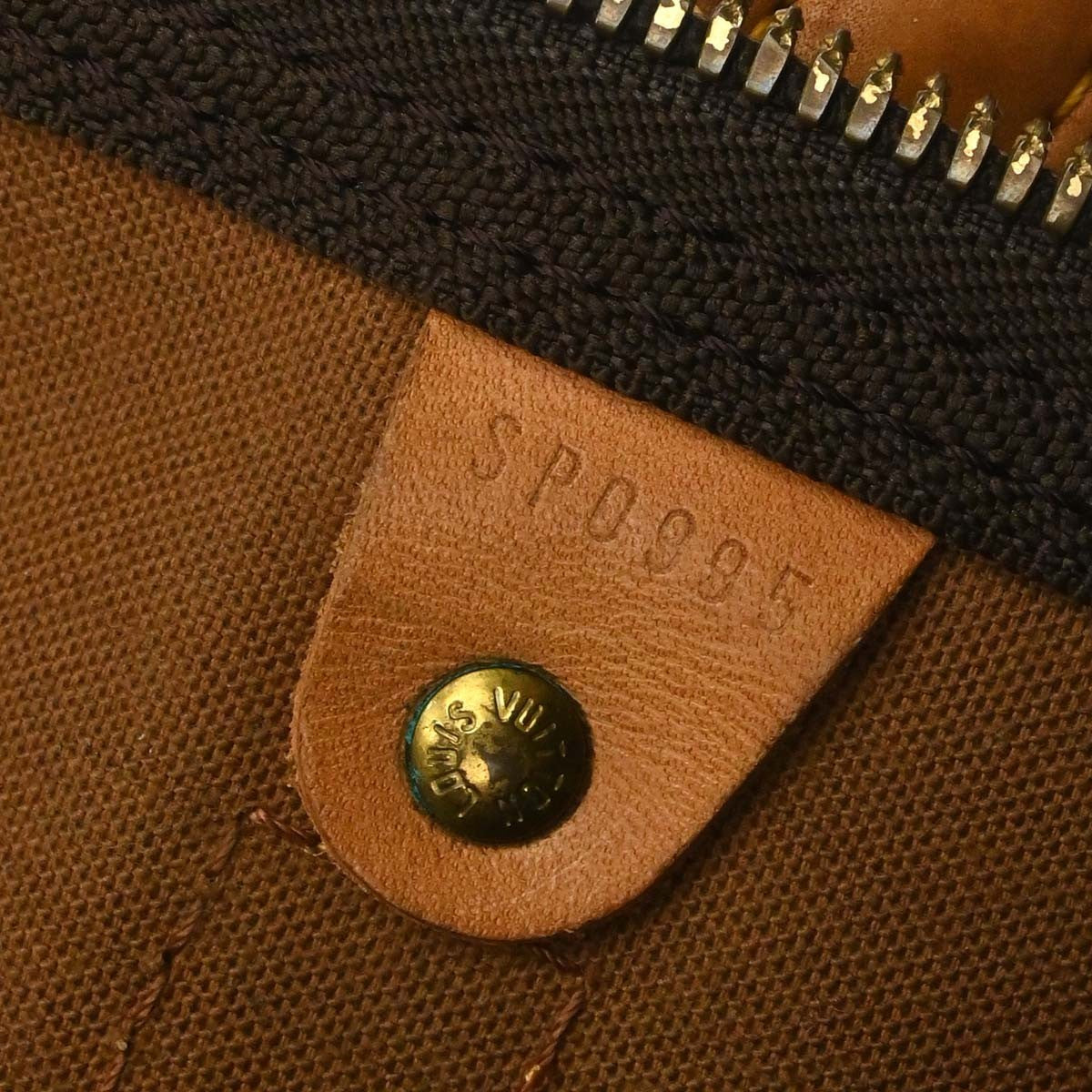 Louis Vuitton Keepall Monogram Canvas Brown Canvas Travel Bag Bag (Pre-Owned)
