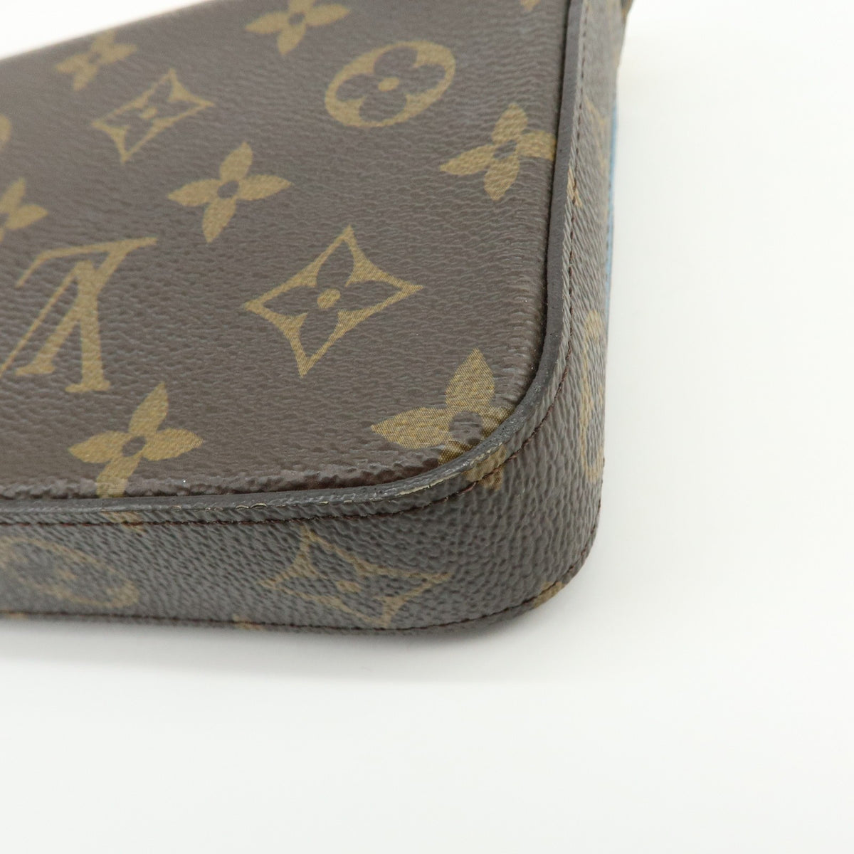 Louis Vuitton Felicie Pochette Limited Edition Vivienne Xmas Monogram Canvas Brown Canvas Clutche & Pouche Bag (Pre-Owned)