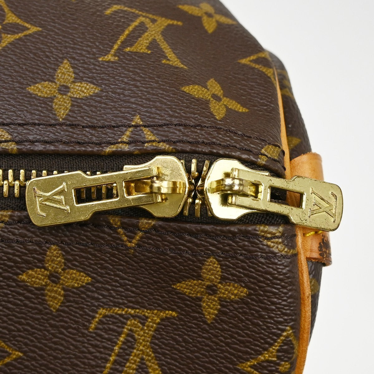 Louis Vuitton Keepall Monogram Canvas Brown Canvas Travel Bag Bag (Pre-Owned)