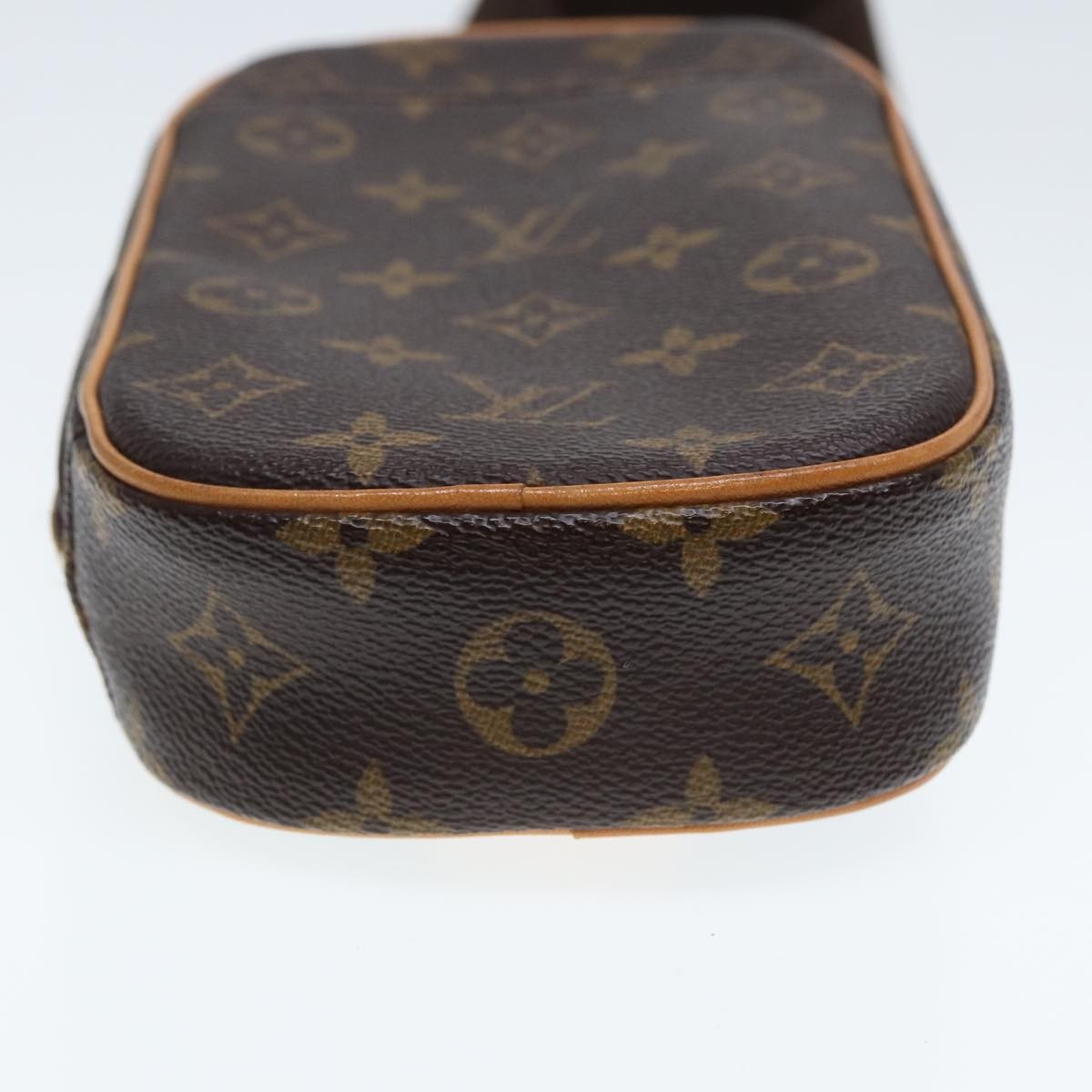 Louis Vuitton Pochette Gange Monogram Canvas Brown Canvas Clutche & Pouche Bag (Pre-Owned)