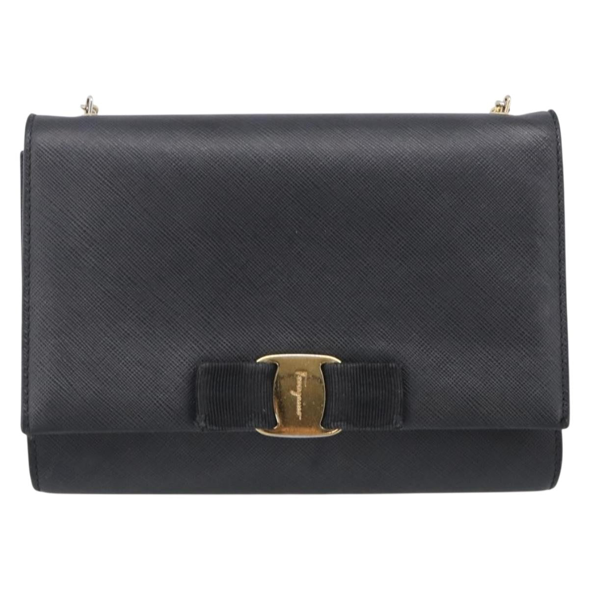 Salvatore Ferragamo Vala Chain Leather Black Leather Shoulder Bag Bag (Pre-Owned)