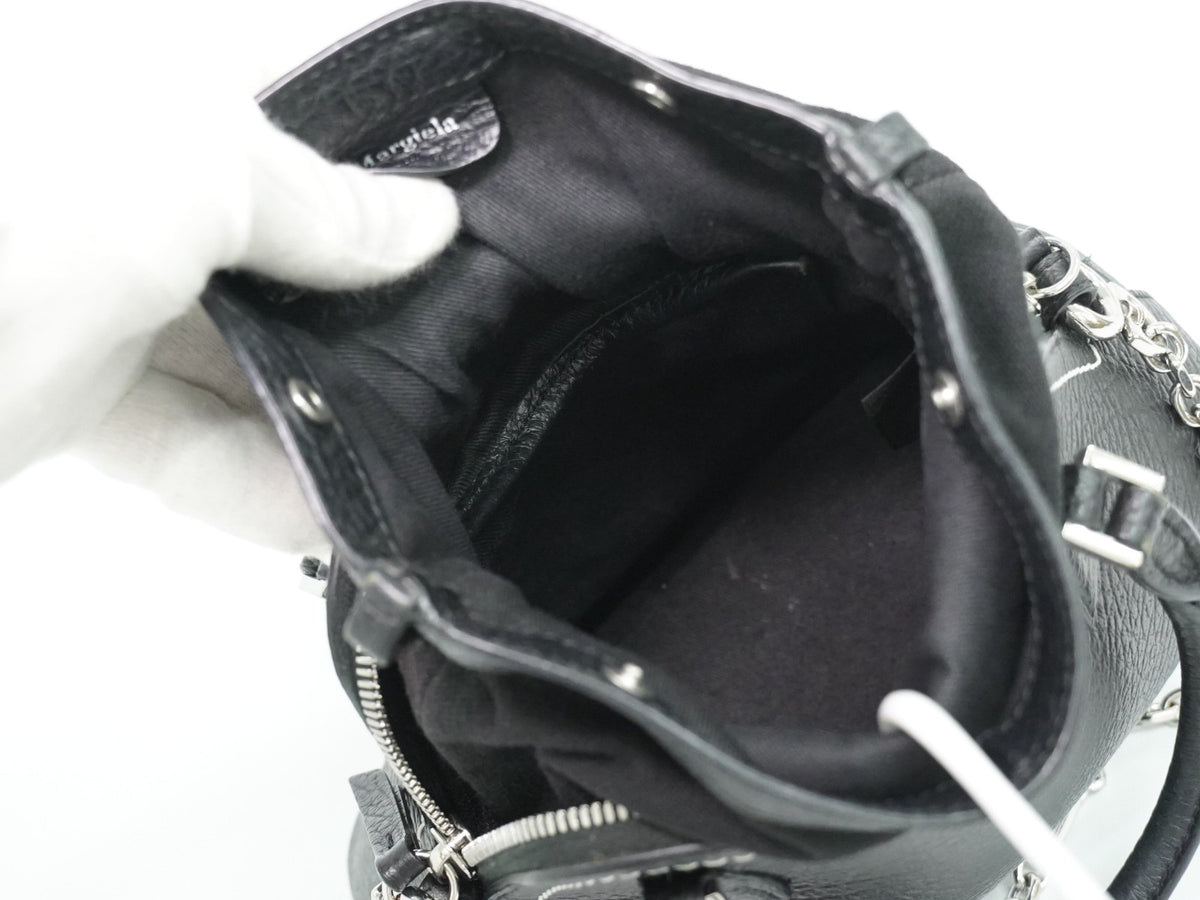 Maison Margiela Femme Micro Sac 5Ac Leather Black Leather Shoulder Bag Bag (Pre-Owned)