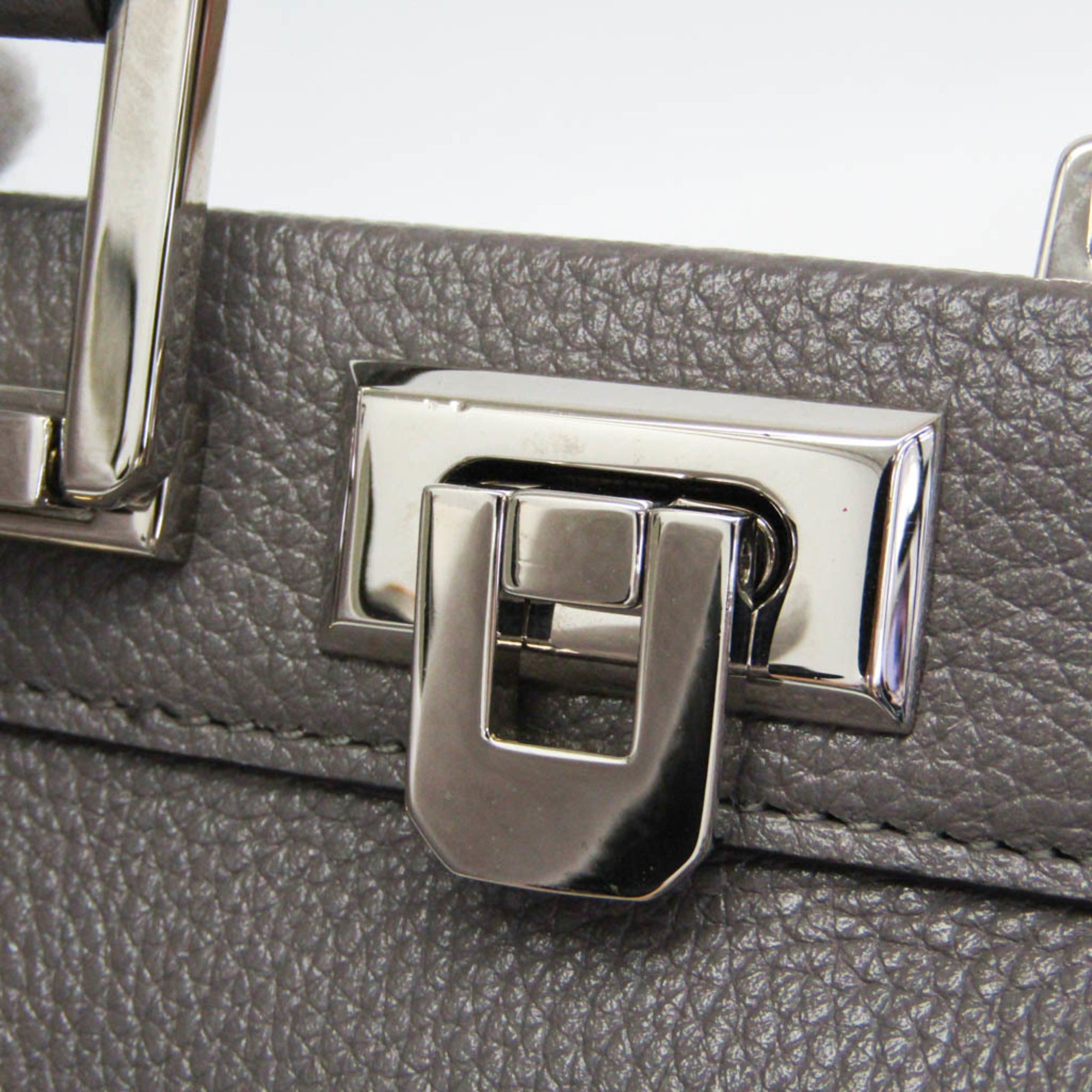 Gucci Zumi Top Handle Leather Gray Leather Handbag (Pre-Owned)