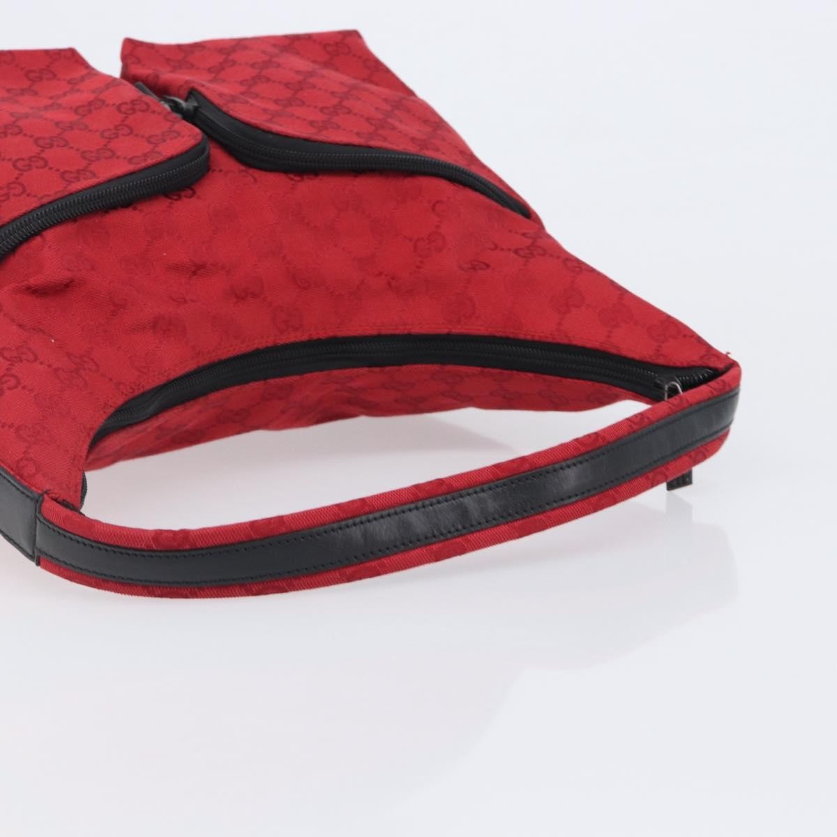 Gucci Double Pocket Zip Hobo Gg Canvas Red Canvas Shoulder Bag Bag (Pre-Owned)