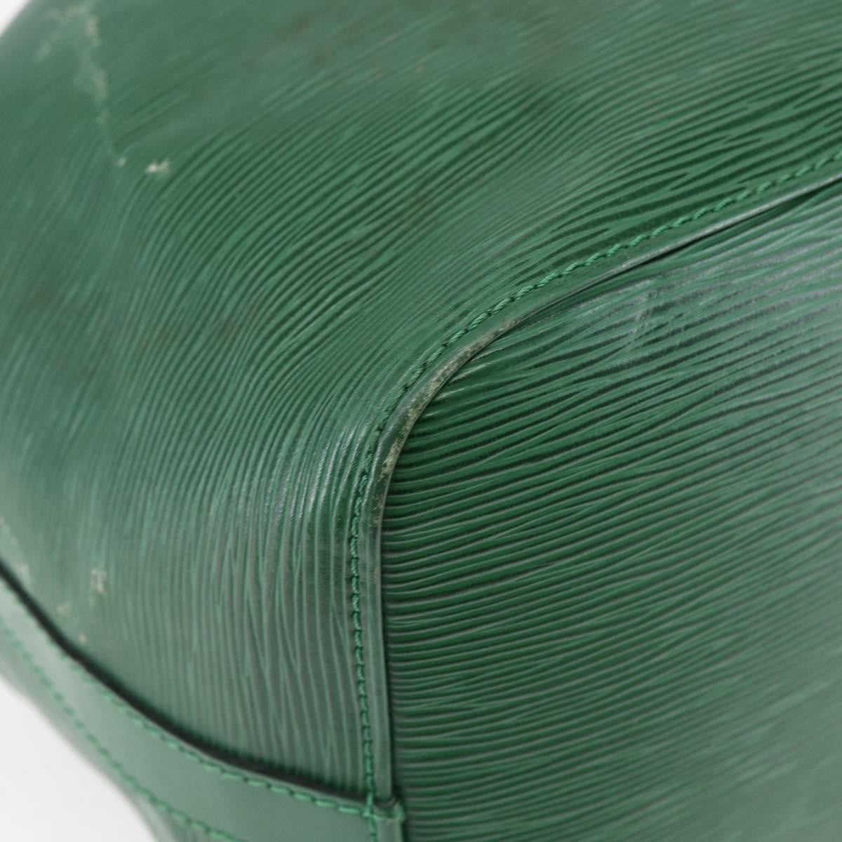 Louis Vuitton Petit Noe Epi Leather Green Leather Shoulder Bag Bag (Pre-Owned)