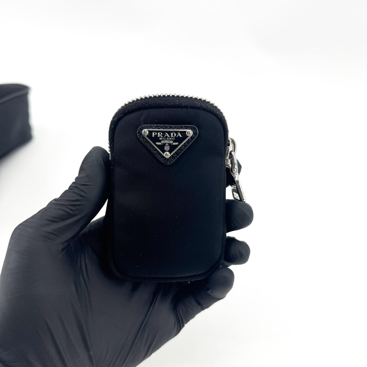 Prada Re-Edition 2005 Tessuto Black Nylon Shoulder Bag Bag (Pre-Owned)
