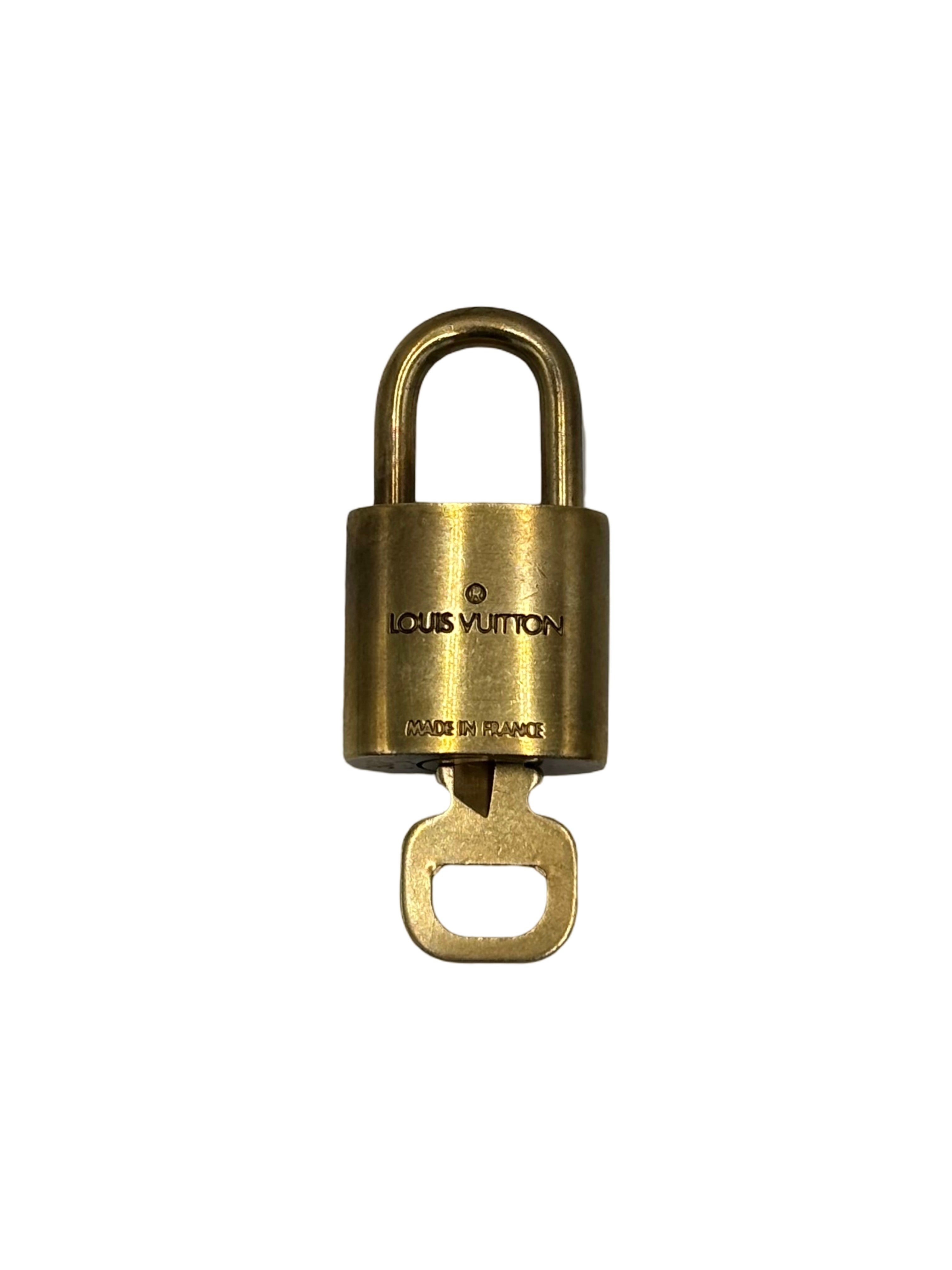Louis Vuitton Padlock And Key Logo Metal Gold Metal Charms And Keychains Accessory (Pre-Owned)