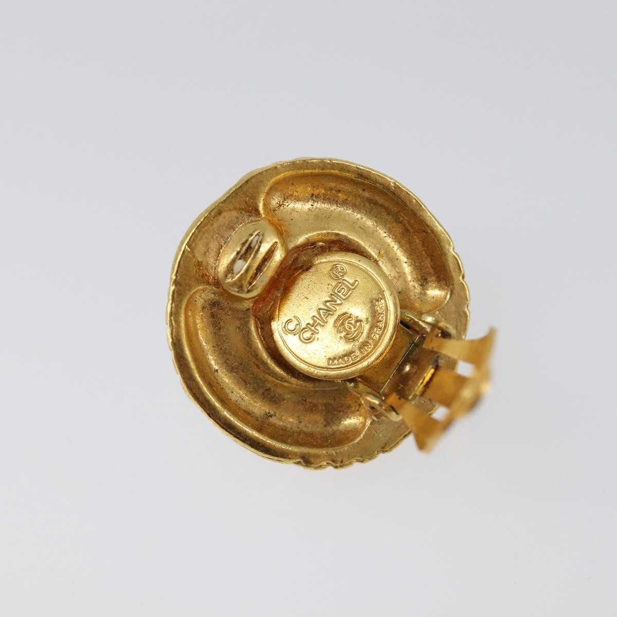 Chanel Vintage Round Clip-On Metal With Faux Pearl Gold Metal Earrings Jewelry (Pre-Owned)