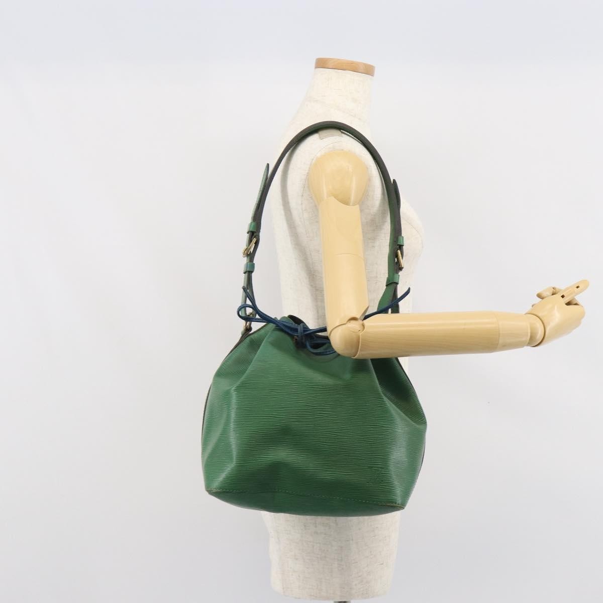Louis Vuitton Petit Noe Epi Leather Green Leather Shoulder Bag Bag (Pre-Owned)