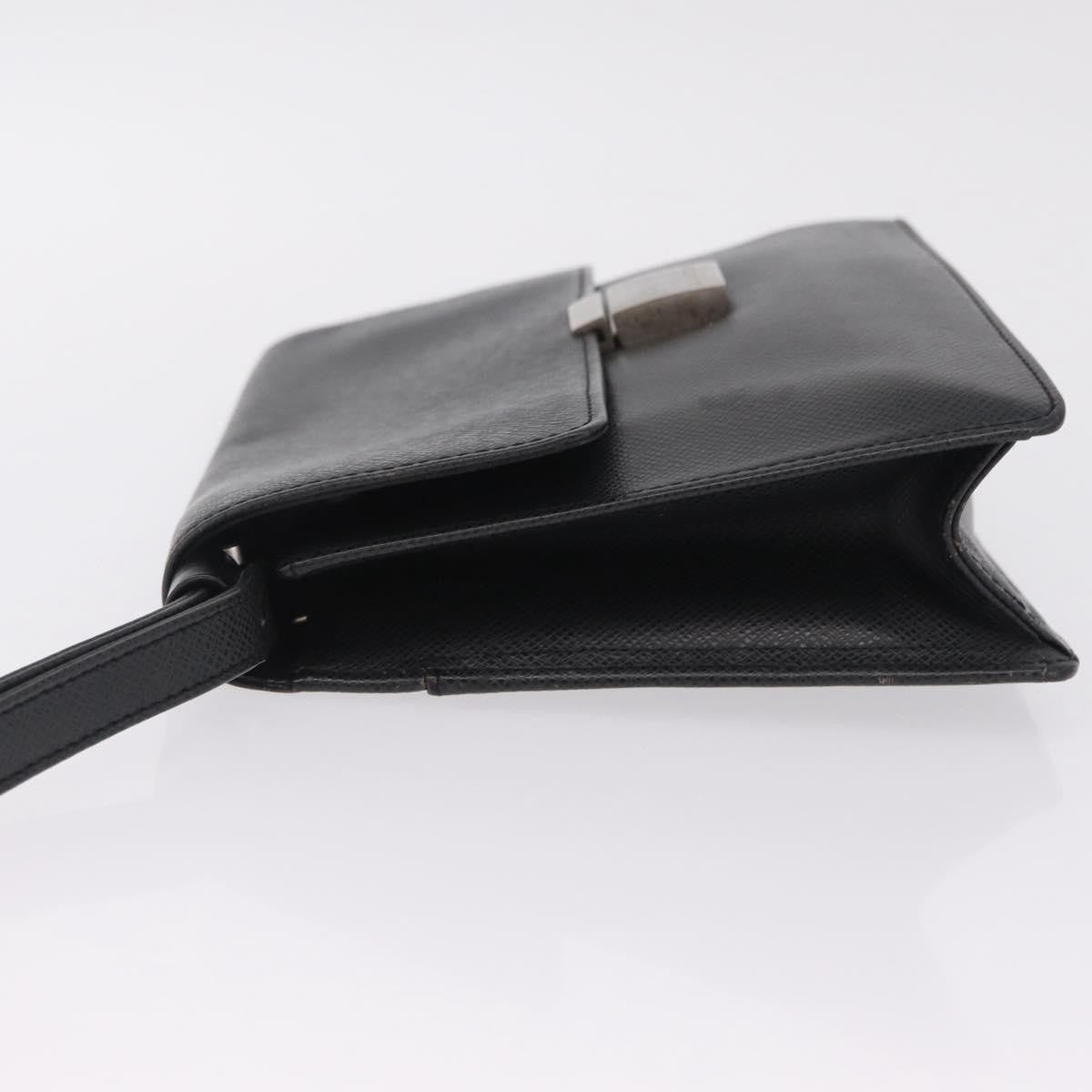 Louis Vuitton Selenga Pochette Taiga Leather Gray Leather Clutche & Pouche Bag (Pre-Owned)