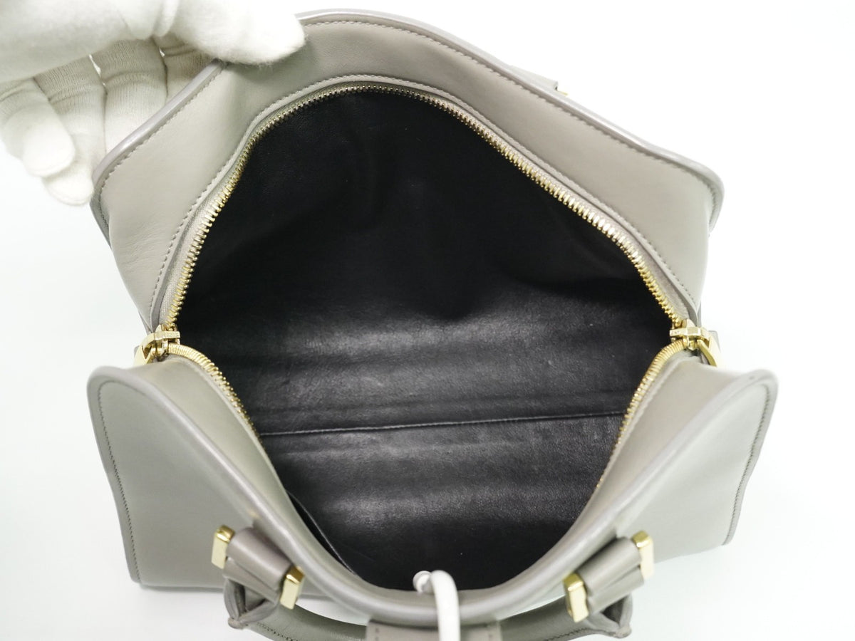 Saint Laurent Monogram Cabas Leather Gray Leather Tote Bag Bag (Pre-Owned)