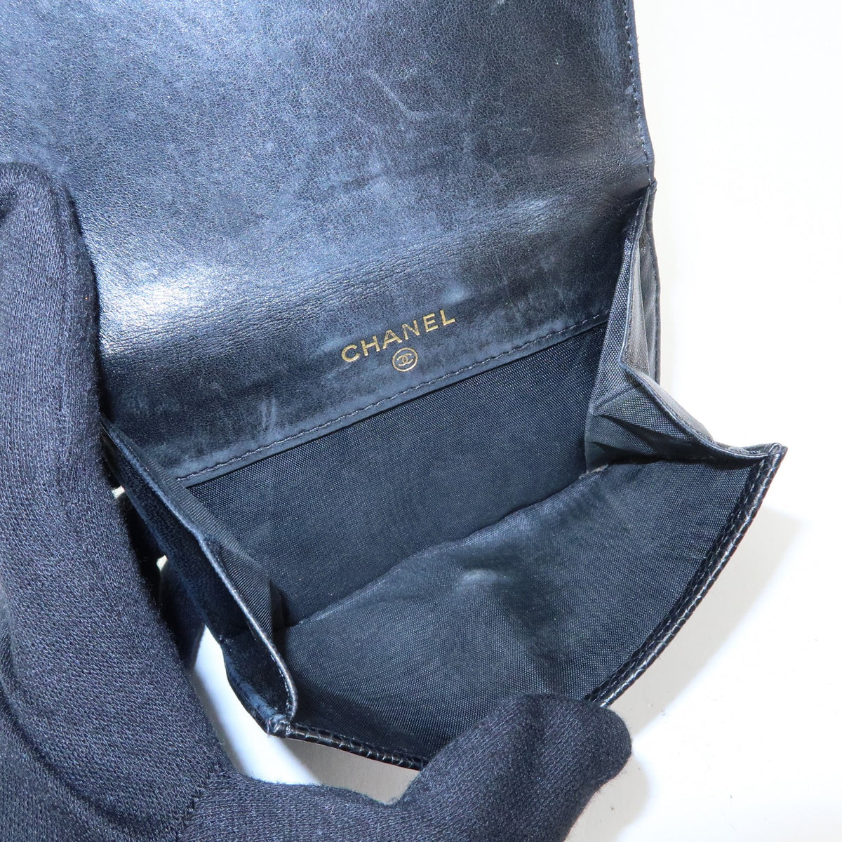 Chanel Vintage Timeless Bifold Caviar Black Leather Wallets Accessory (Pre-Owned)