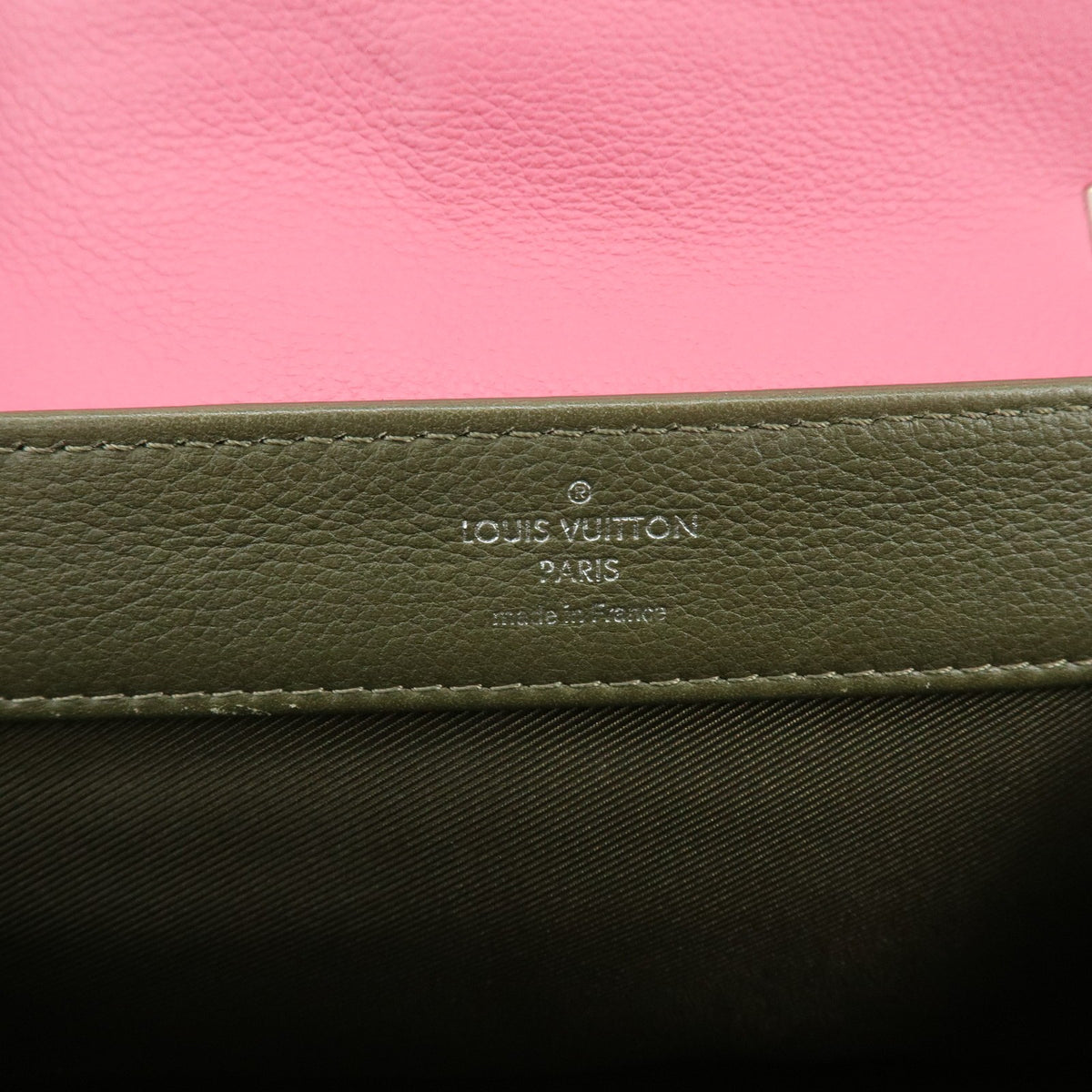 Louis Vuitton Lockme Ii Leather Pink Leather Shoulder Bag Bag (Pre-Owned)