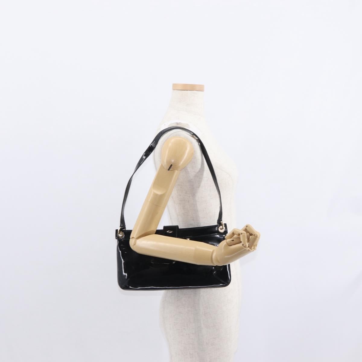 Salvatore Ferragamo Gancini Patent Leather Black Patent_Leather Shoulder Bag Bag (Pre-Owned)