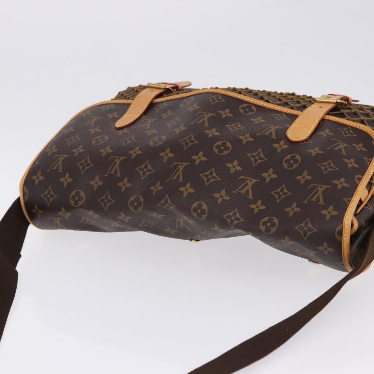 Louis Vuitton Congo Messenger Monogram Canvas Brown Canvas Shoulder Bag Bag (Pre-Owned)