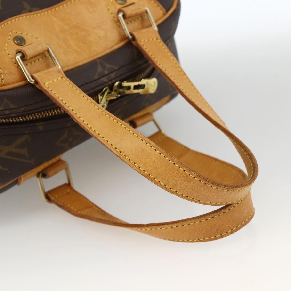Louis Vuitton Excursion Monogram Brown Canvas Handbag (Pre-Owned)
