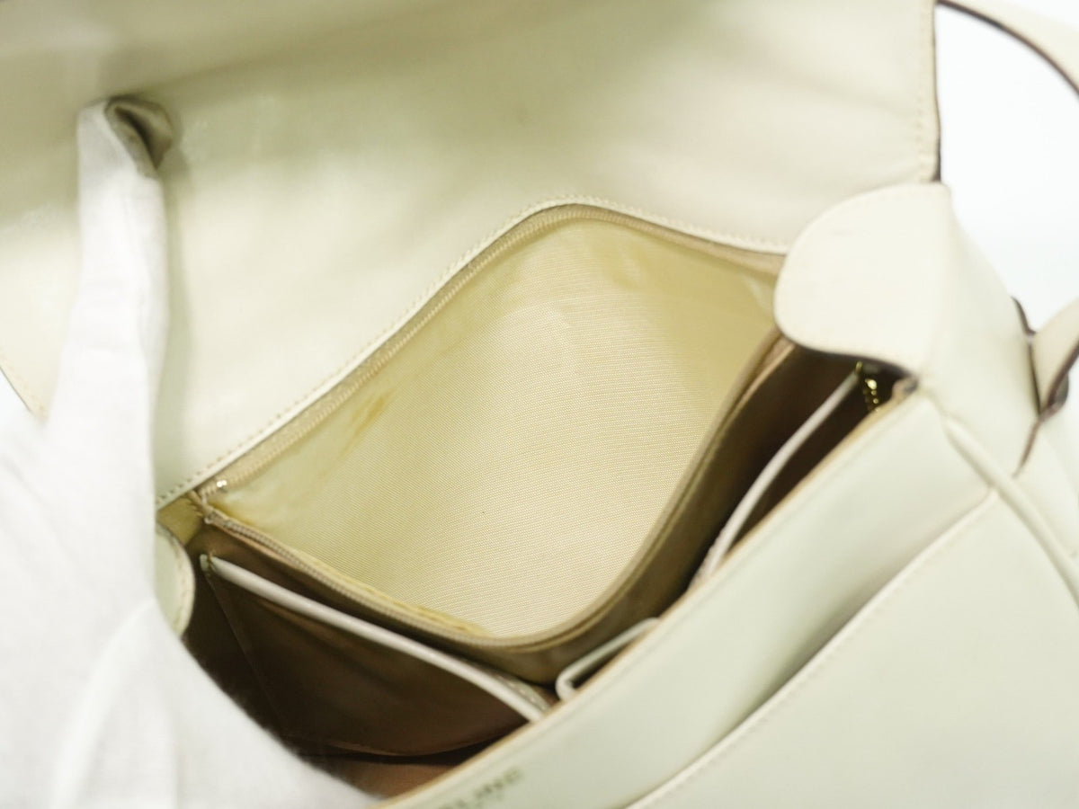 Celine Flap Shoulder Leather Beige Leather Shoulder Bag Bag (Pre-Owned)