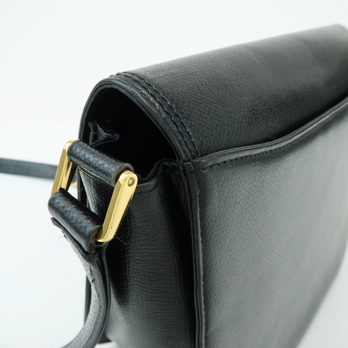 Valentino Garavani Vlogo Flap Leather Black Leather Shoulder Bag Bag (Pre-Owned)