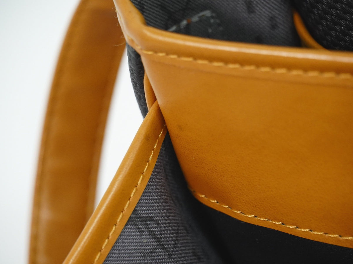 Saint Laurent Vintage Shoulder Bag Leather Black Canvas Shoulder Bag Bag (Pre-Owned)