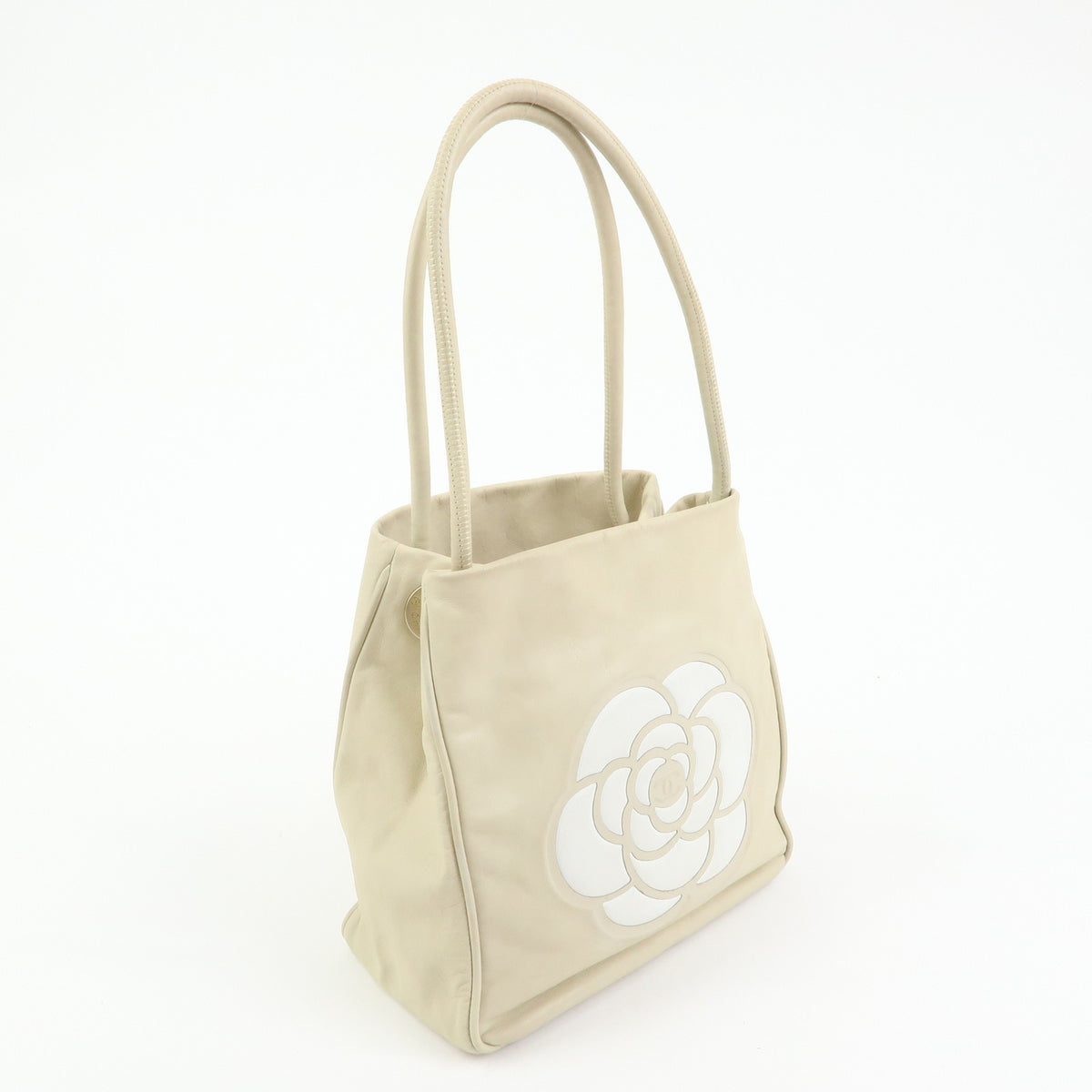 Chanel Camellia Lambskin Beige Leather Tote Bag Bag (Pre-Owned)