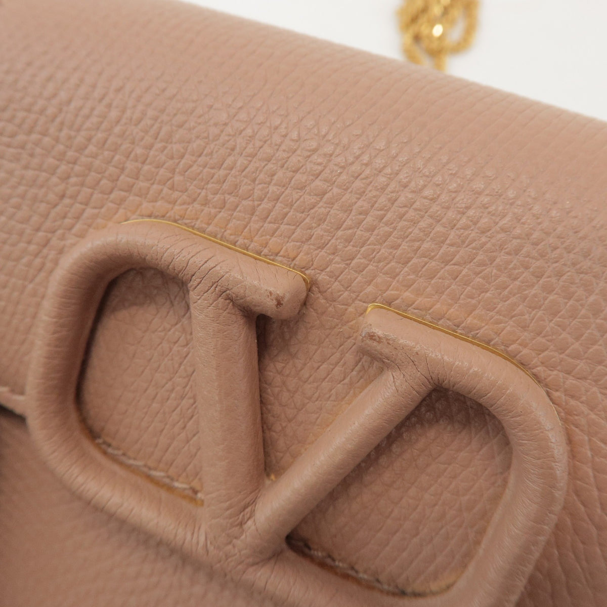 Valentino Garavani Vsling Leather Pink Leather Shoulder Bag Bag (Pre-Owned)