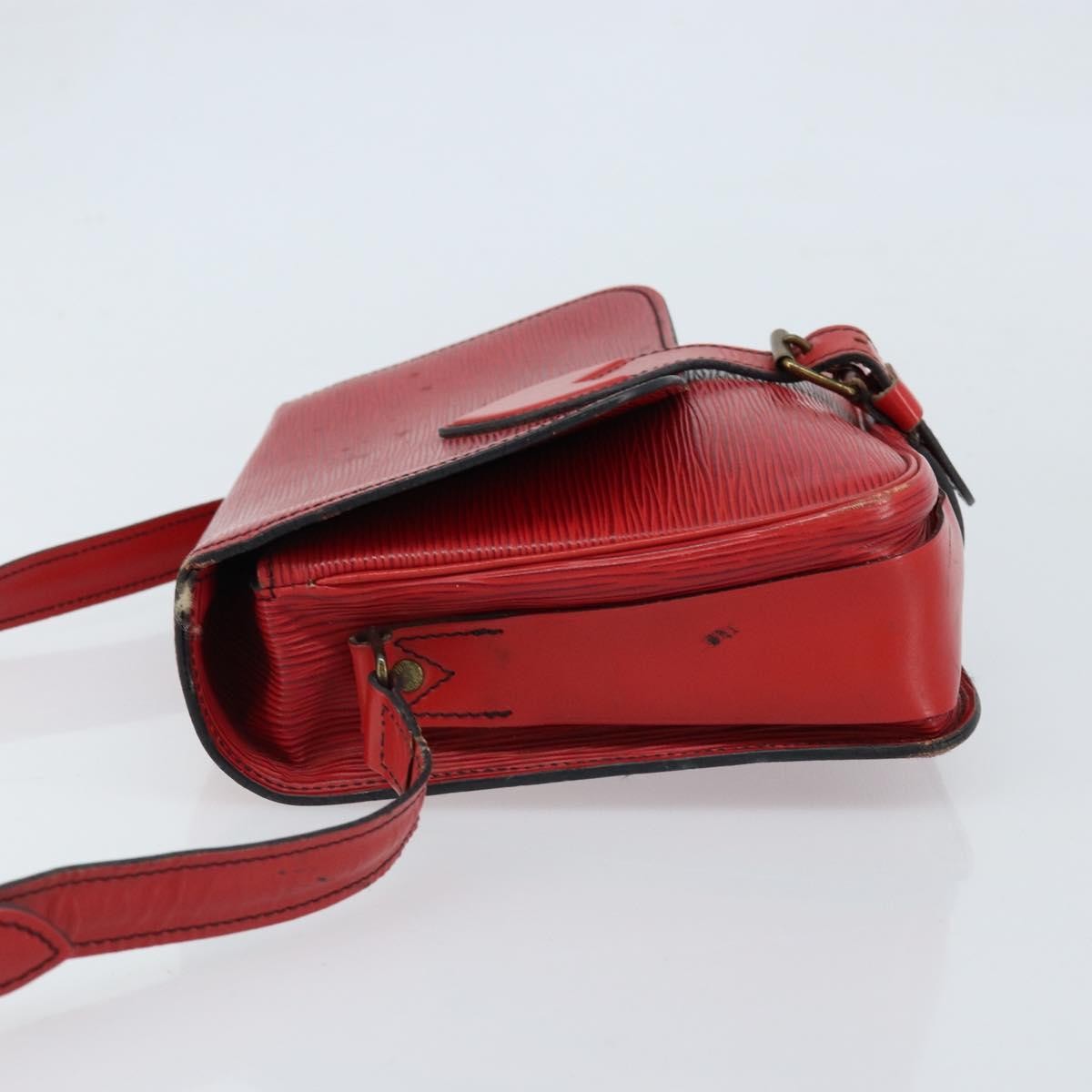 Louis Vuitton Cartouchiere Epi Leather Red Leather Shoulder Bag Bag (Pre-Owned)