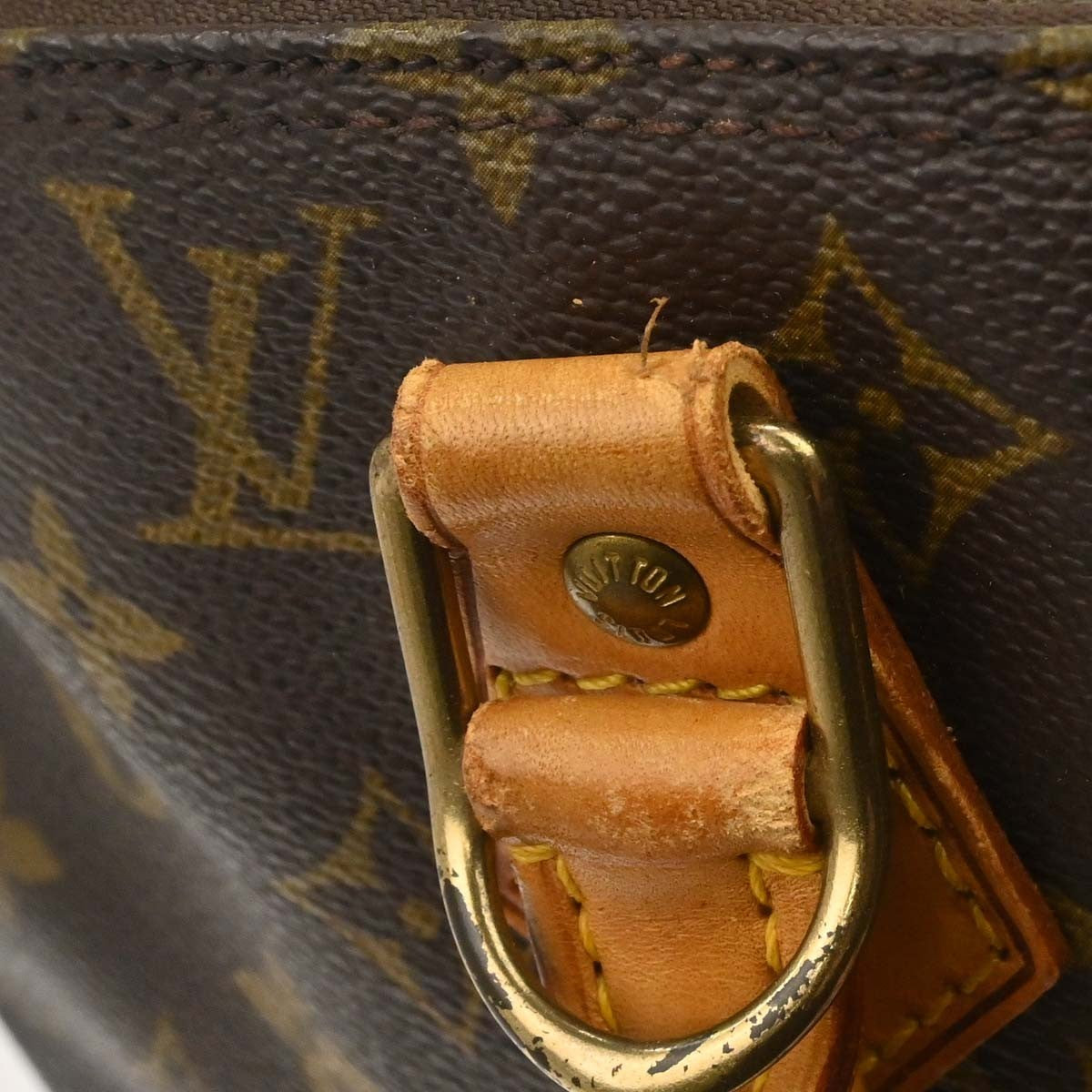 Louis Vuitton Alma Monogram Canvas Brown Canvas Handbag (Pre-Owned)