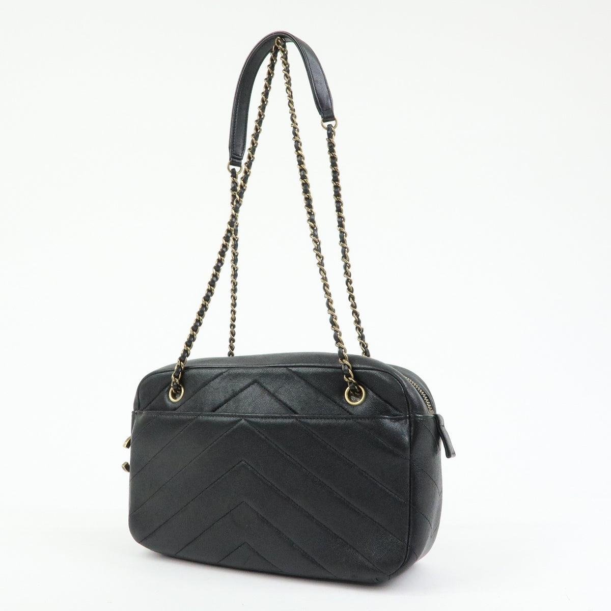 Chanel Camera Chevron Lambskin Black Leather Handbag (Pre-Owned)