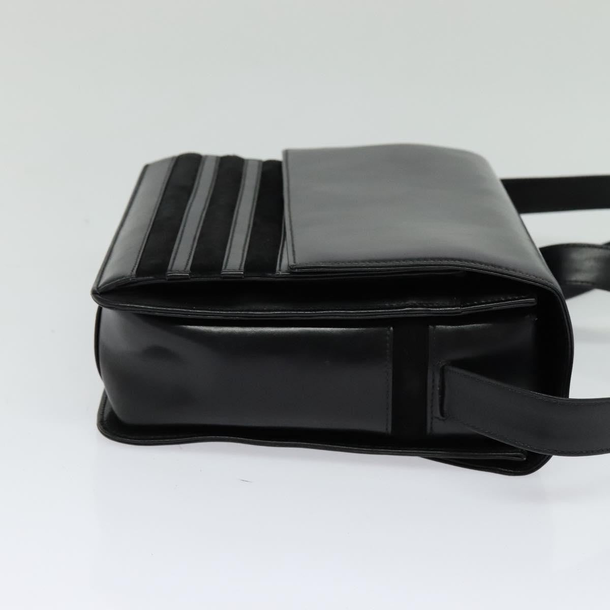 Gucci Vintage Flat Messenger Nylon And Leather Black Leather Shoulder Bag Bag (Pre-Owned)