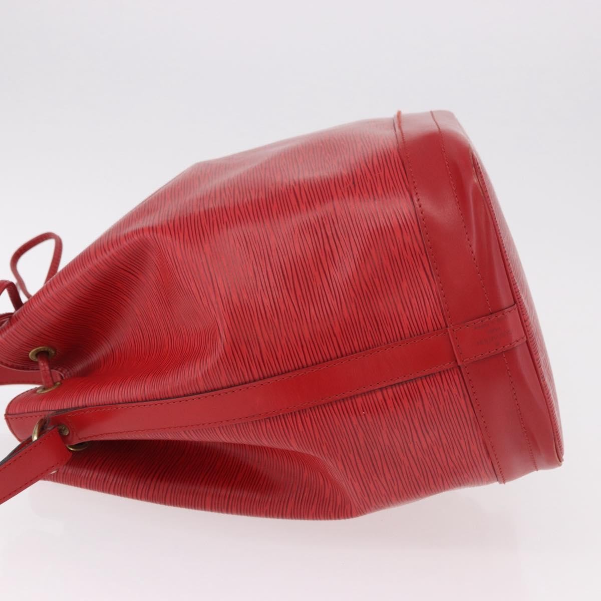 Louis Vuitton Noe Epi Leather Red Leather Shoulder Bag Bag (Pre-Owned)