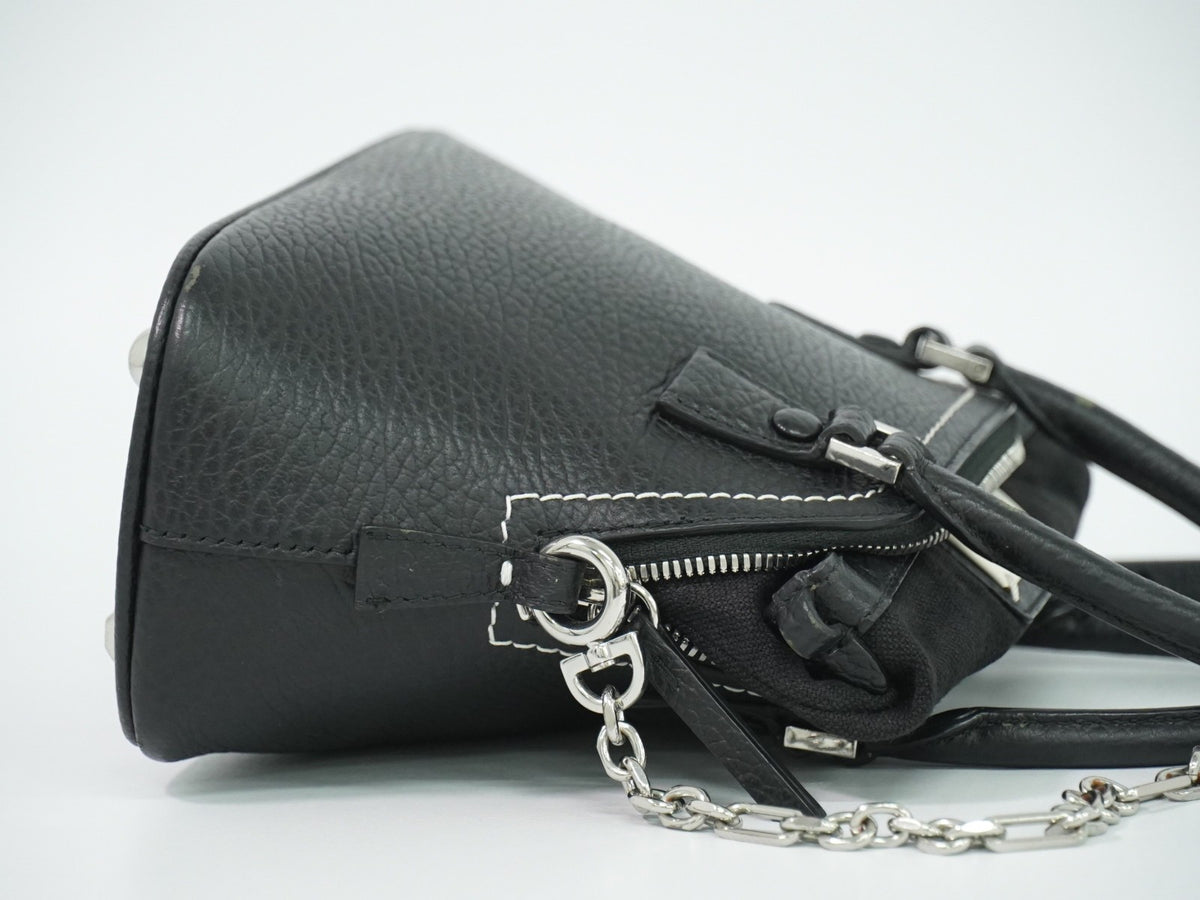 Maison Margiela Femme Micro Sac 5Ac Leather Black Leather Shoulder Bag Bag (Pre-Owned)