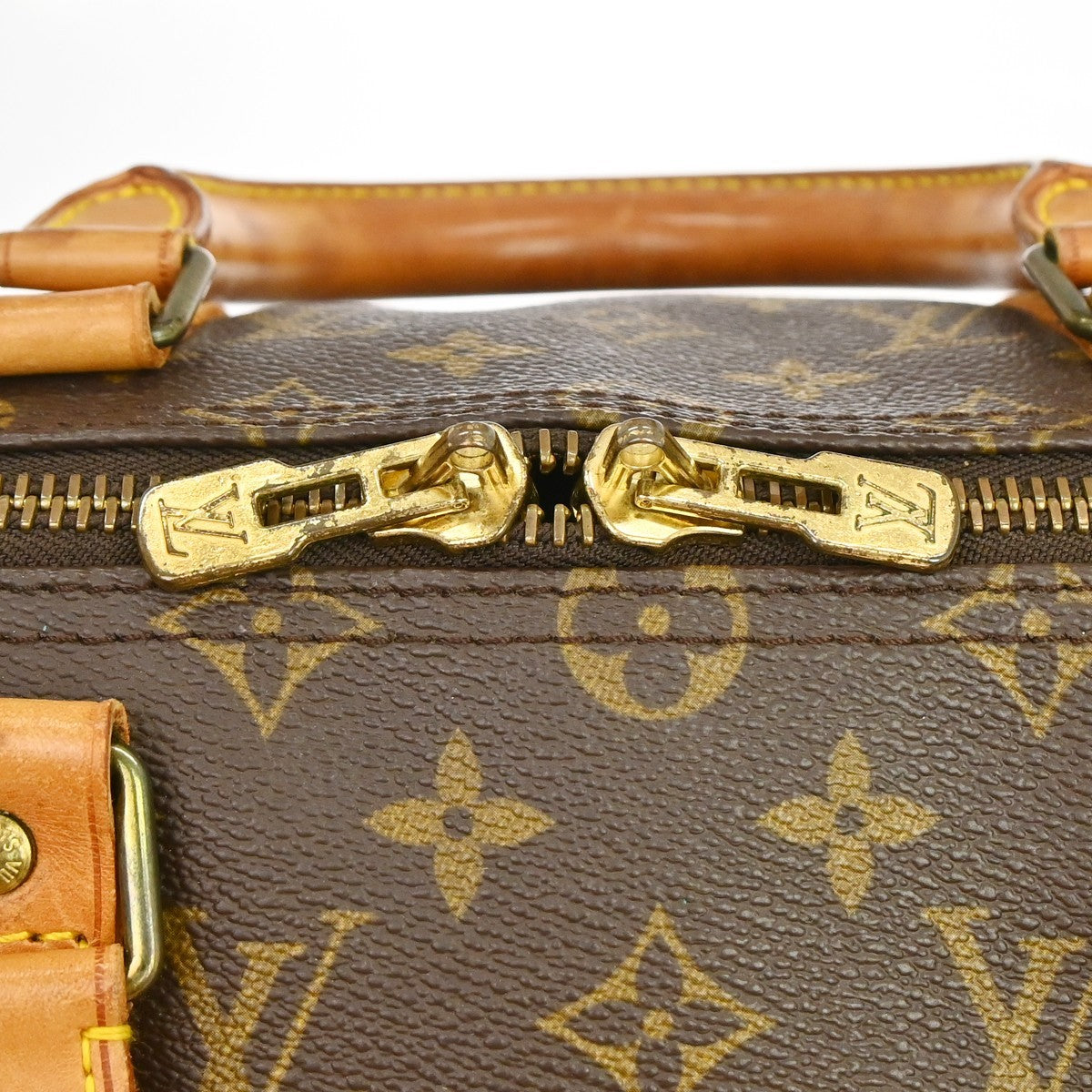 Louis Vuitton Keepall Monogram Canvas Brown Canvas Travel Bag Bag (Pre-Owned)