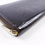 Louis Vuitton Zippy Wallet Purple Patent Leather Wallet  (Pre-Owned)