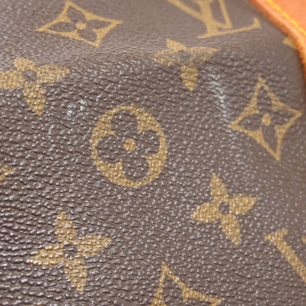 Louis Vuitton Keepall Monogram Canvas Brown Canvas Travel Bag Bag (Pre-Owned)