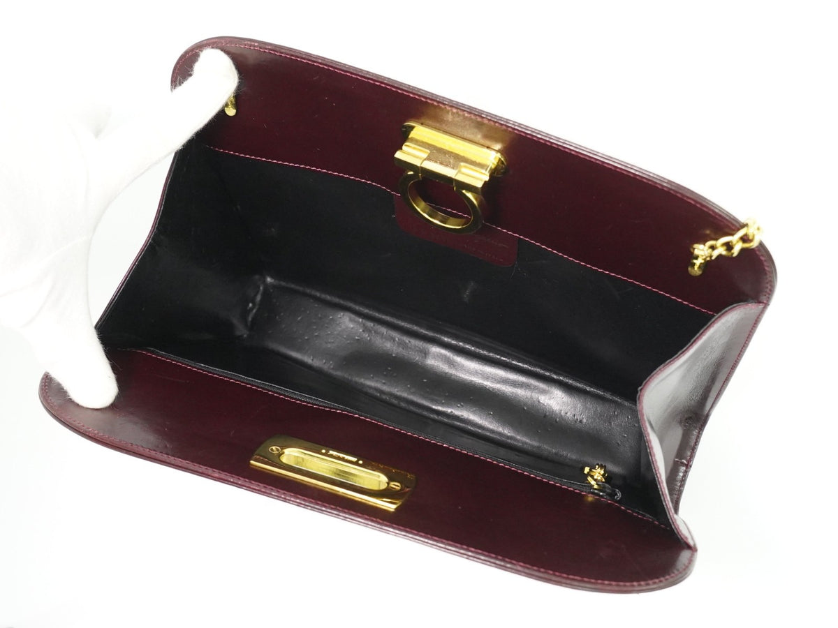 Salvatore Ferragamo Vintage Gancini Chain Leather Burgundy Leather Shoulder Bag Bag (Pre-Owned)
