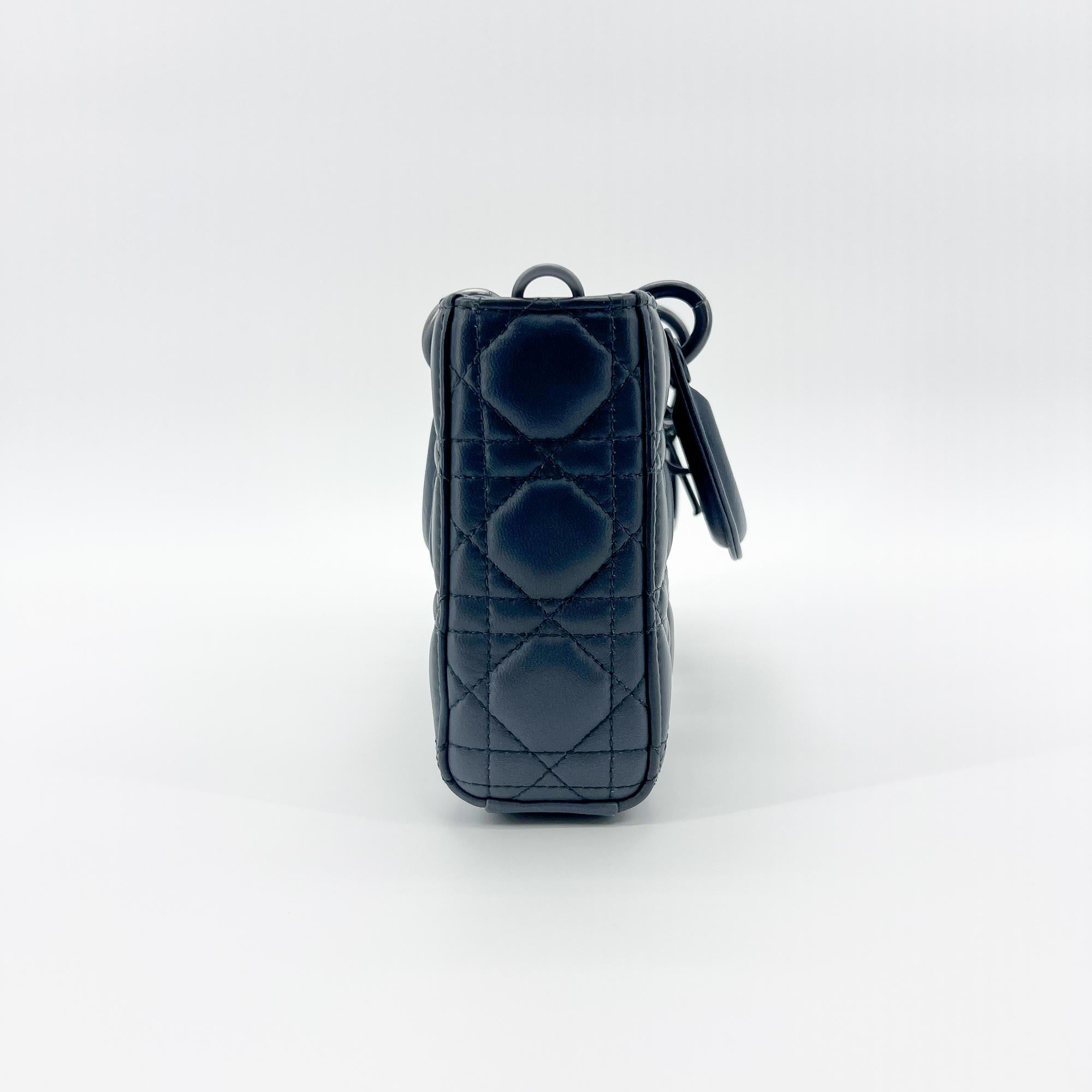 Christian Dior Lady D-Joy Cannage Quilt Lambskin Navy Leather Handbag (Pre-Owned)