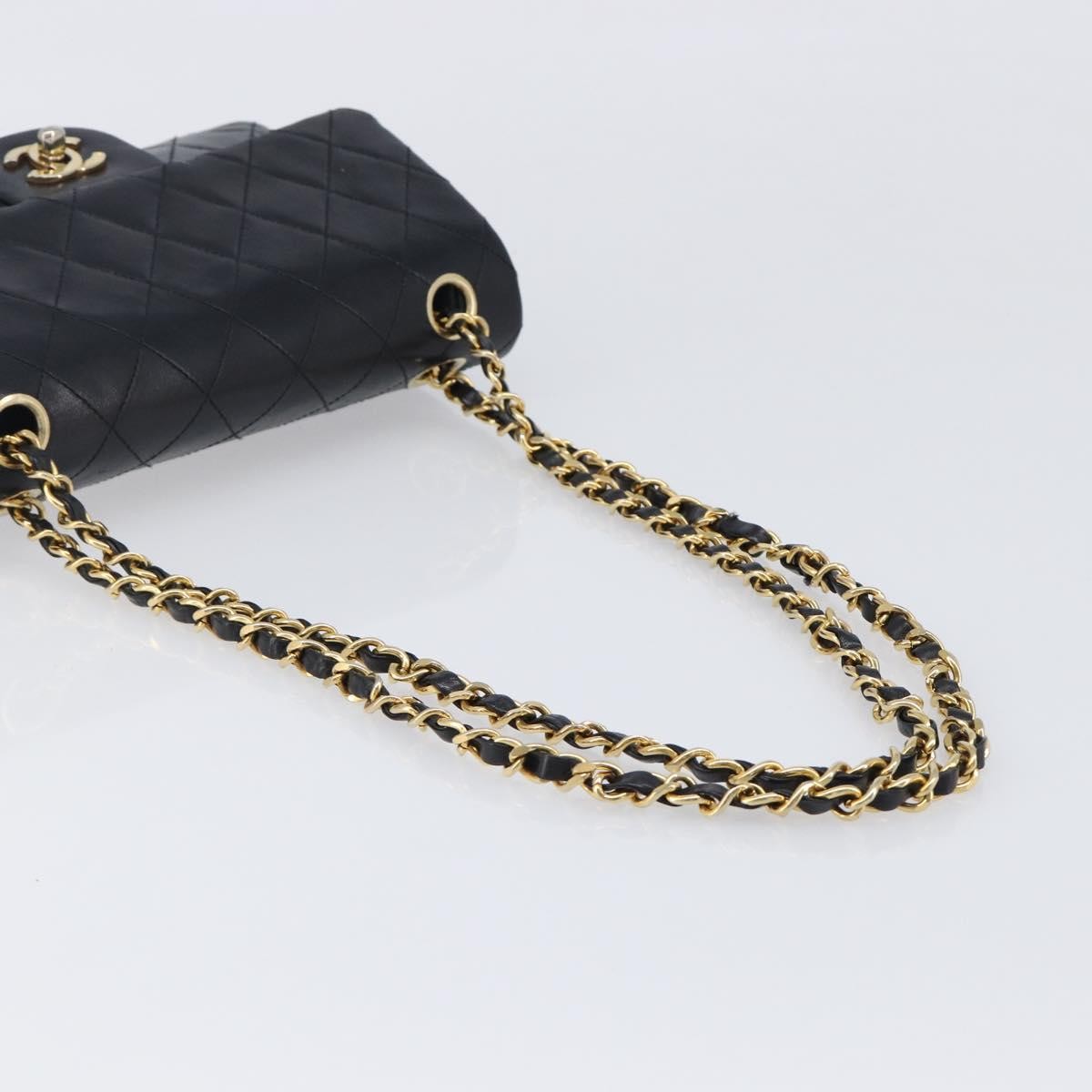 Chanel Vintage Classic Double Flap Quilted Lambskin Black Leather Shoulder Bag Bag (Pre-Owned)