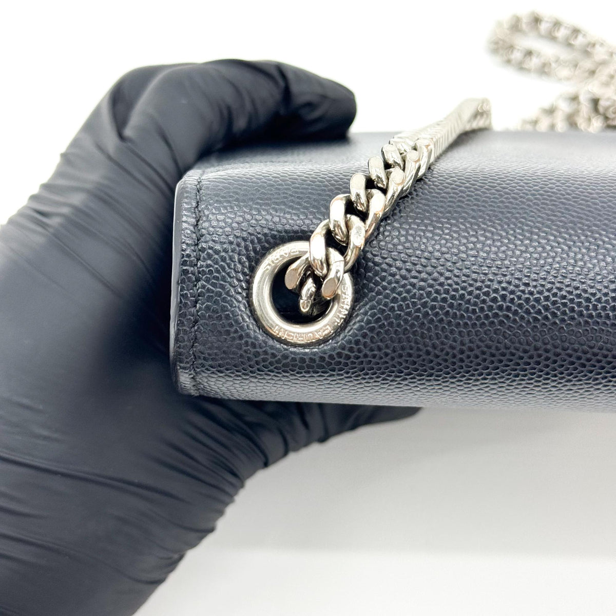 Saint Laurent Classic Monogram Grainy Leather Black Leather Crossbody Bag Bag (Pre-Owned)