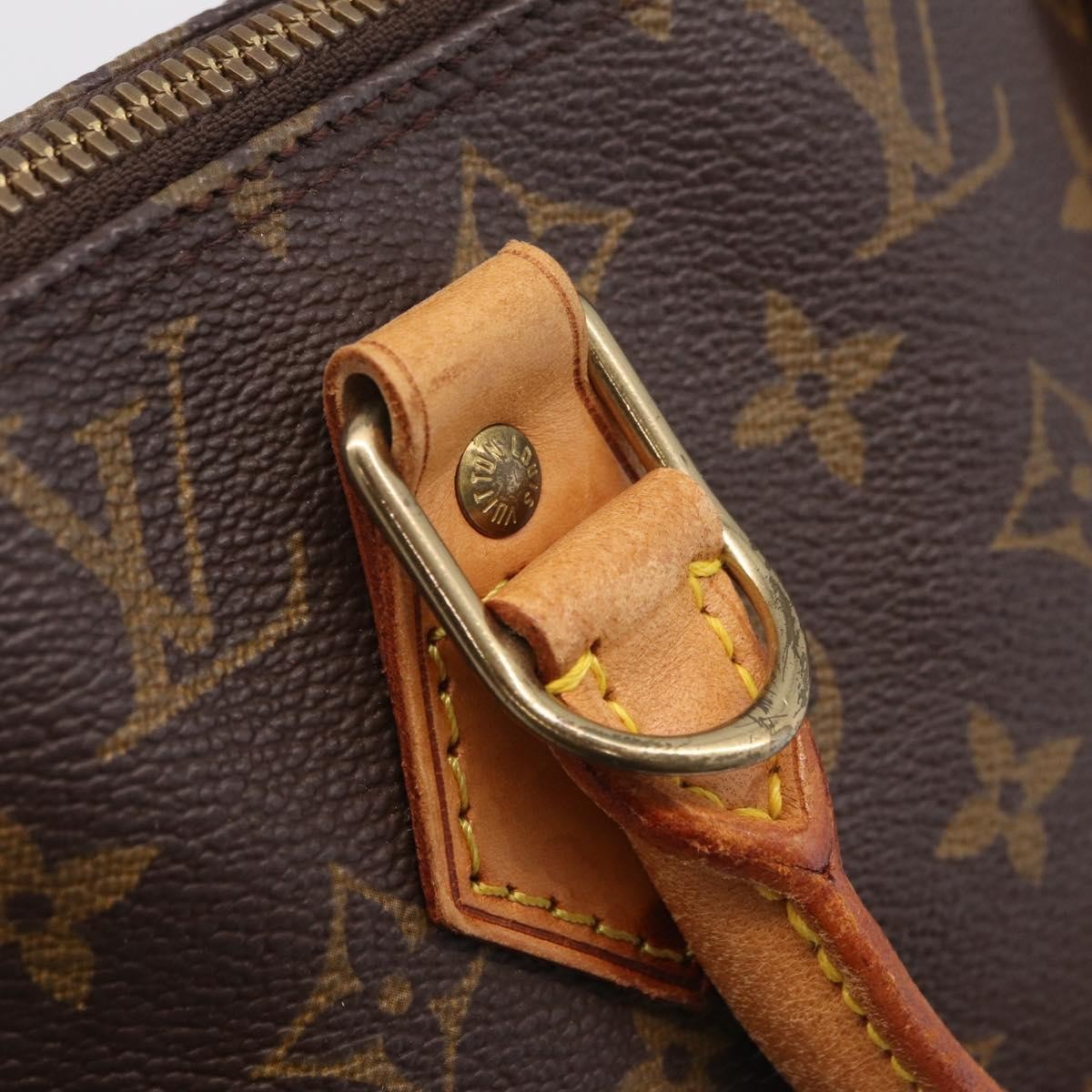 Louis Vuitton Alma Monogram Canvas Brown Canvas Handbag (Pre-Owned)