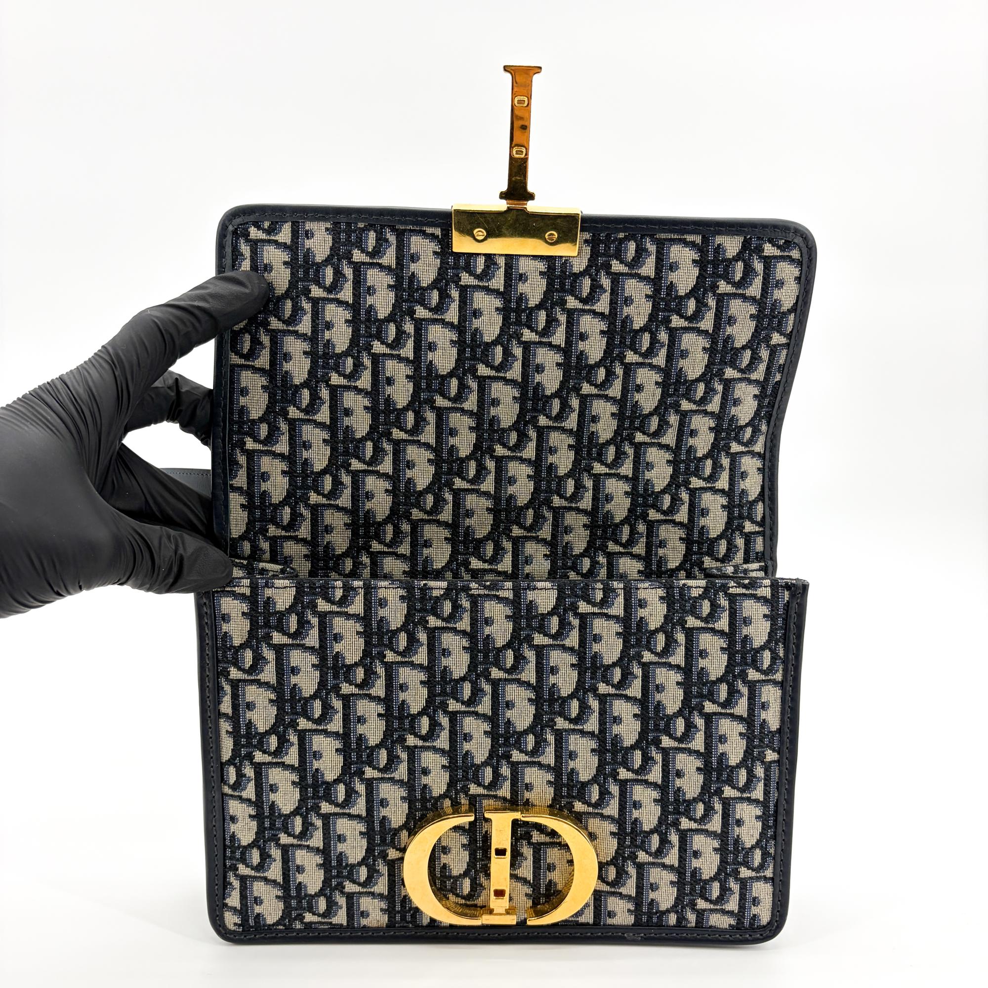 Christian Dior 30 Montaigne Flap Oblique Canvas Navy Canvas Handbag (Pre-Owned)